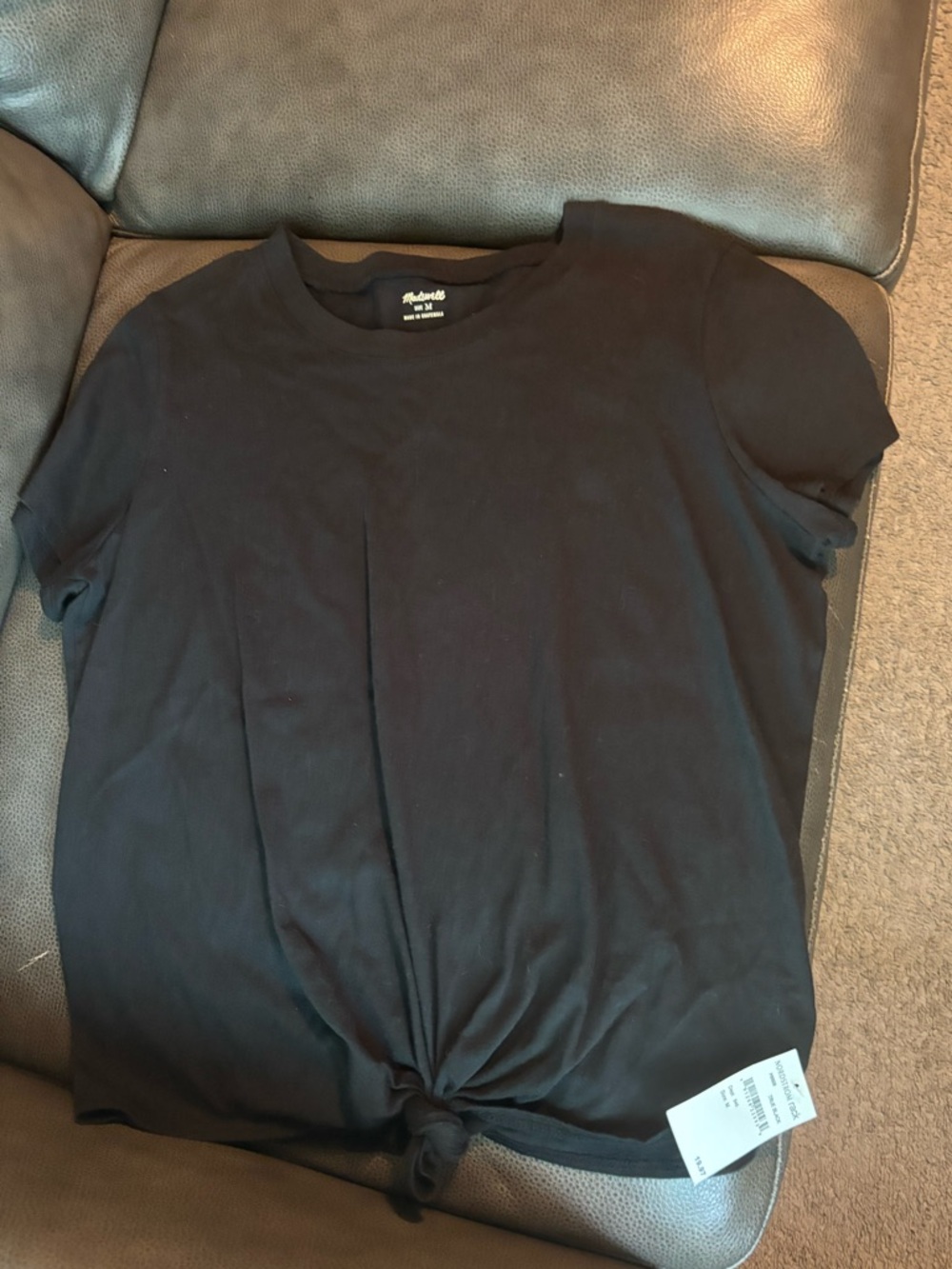 NWT women’s medium Madewell Black Crewneck Tee with tied Knot